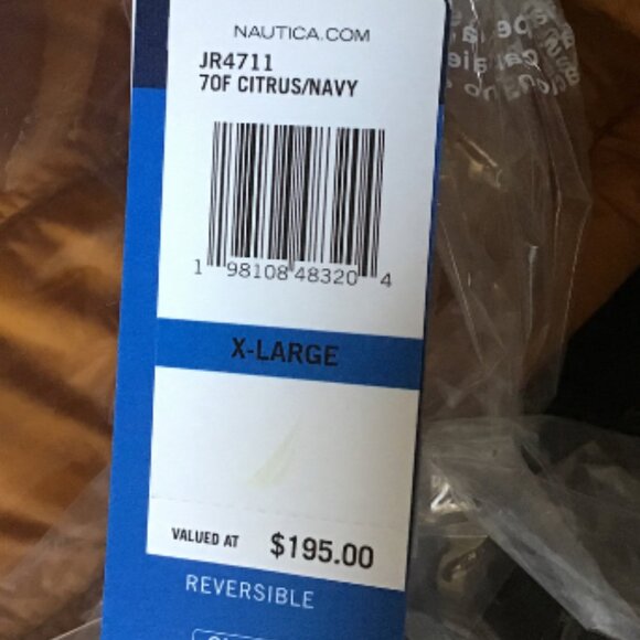 Nautica Men's Wind & Water Resistant Reversible Quilted Puffer Jacket MSRP $195 - Picture 7 of 7